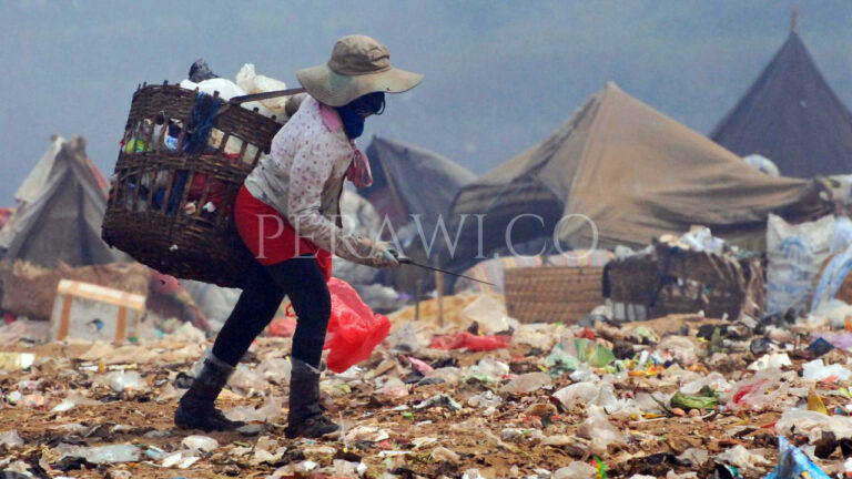 Siswa SMA Ini Minta Presiden Prabowo Subianto Batasi Produksi Plastik